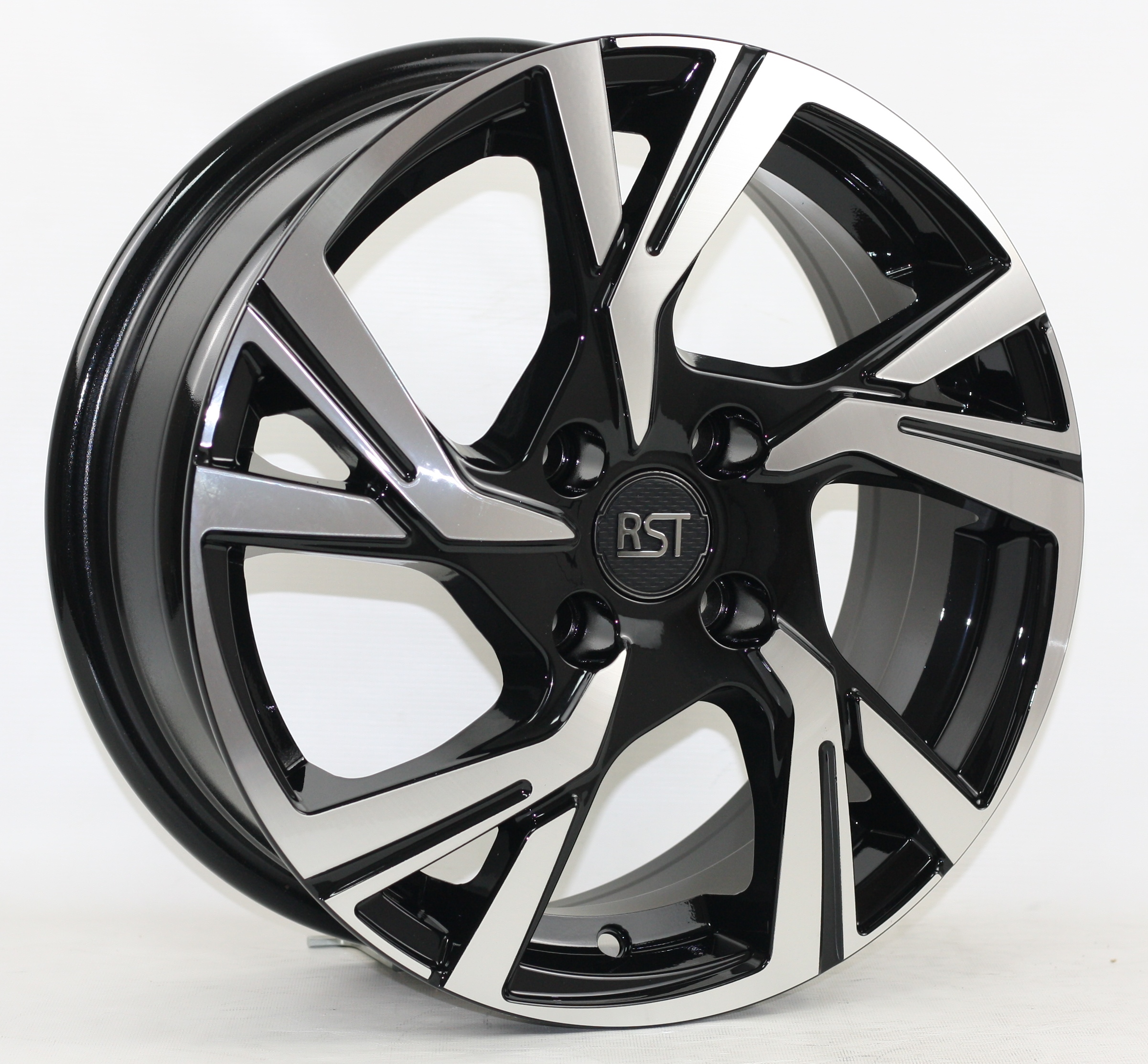 RST R075 6,0x15 4x100 ET46 D60,1 BD