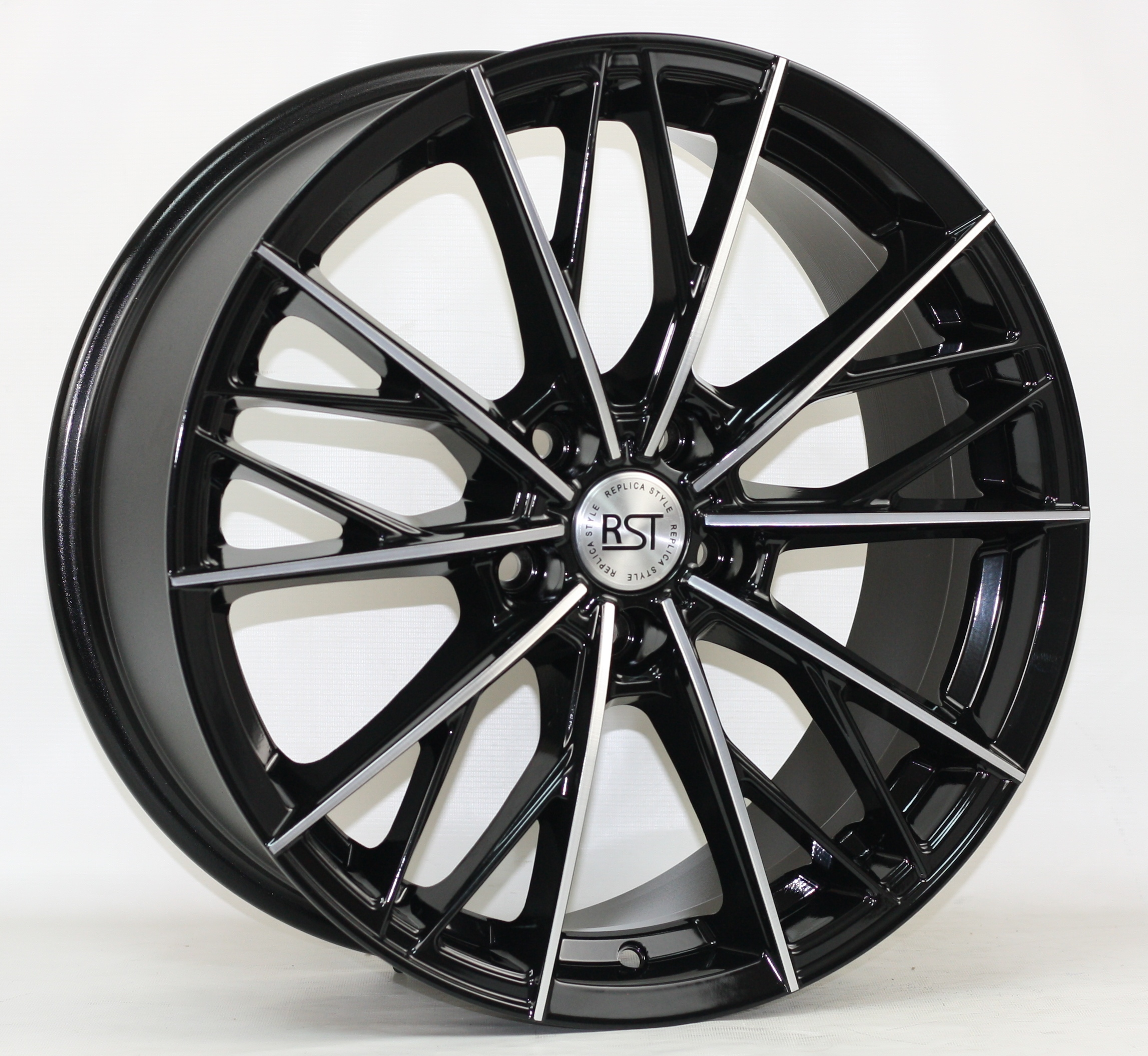 RST R248 8,0x18 5x114.3 ET45 D67,1 BD