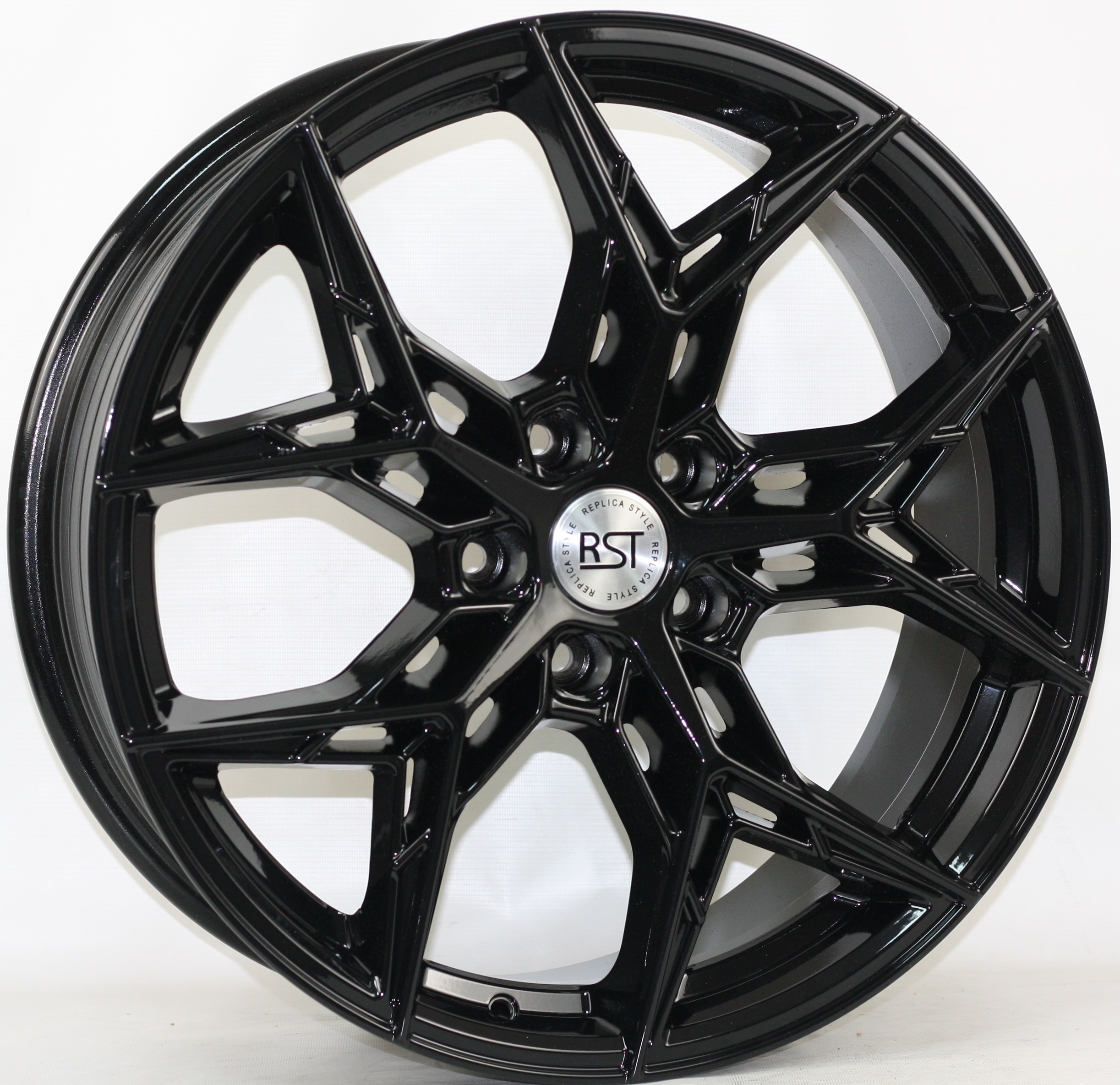 RST R139 7,5x19 5x114,3 ET45 D66,6 BL 
